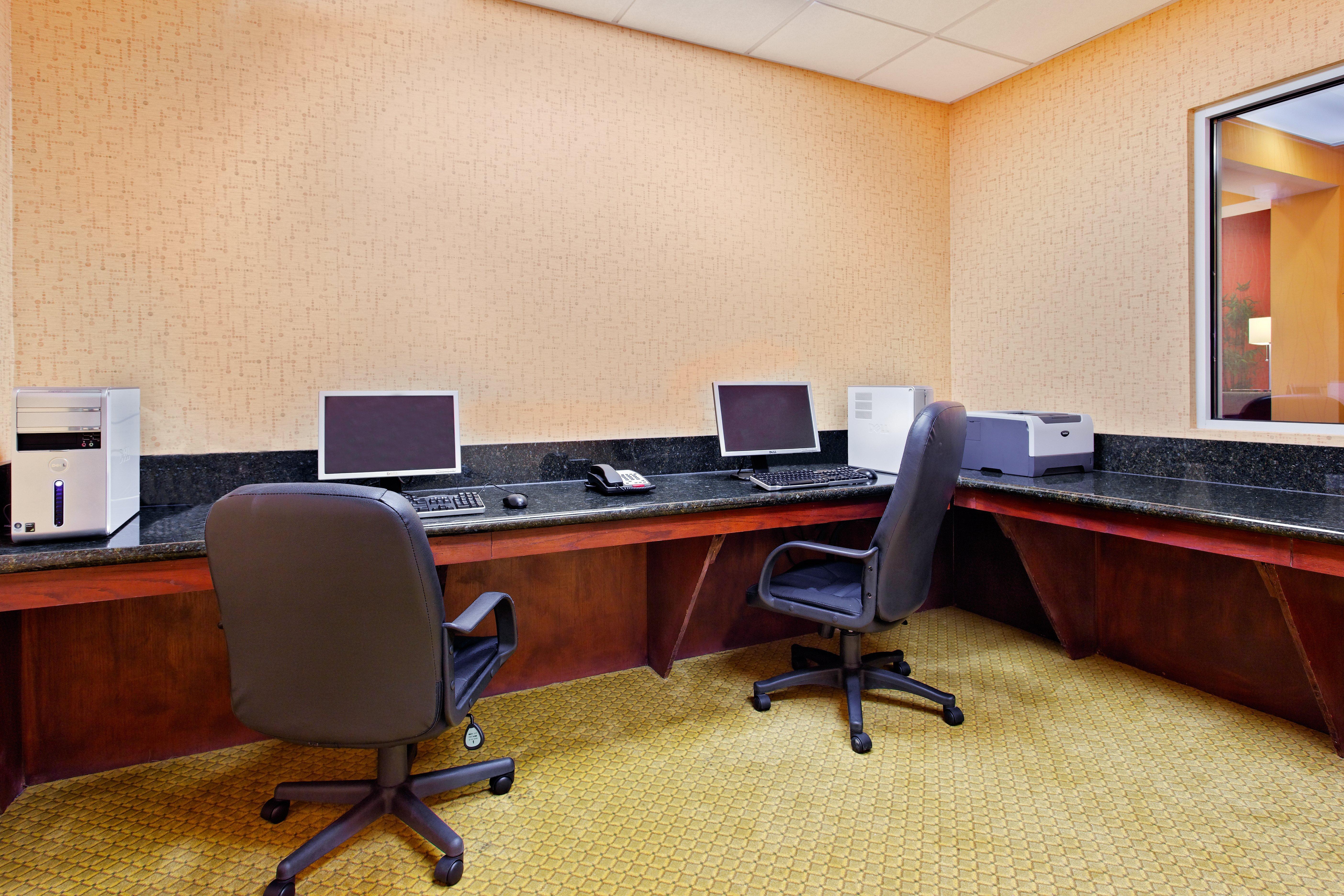 Holiday Inn Express & Suites Malvern By Ihg Zewnętrze zdjęcie